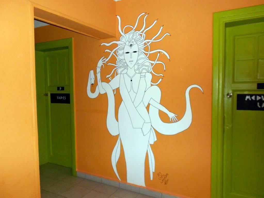 Zeus Hostel Athena Bagian luar foto