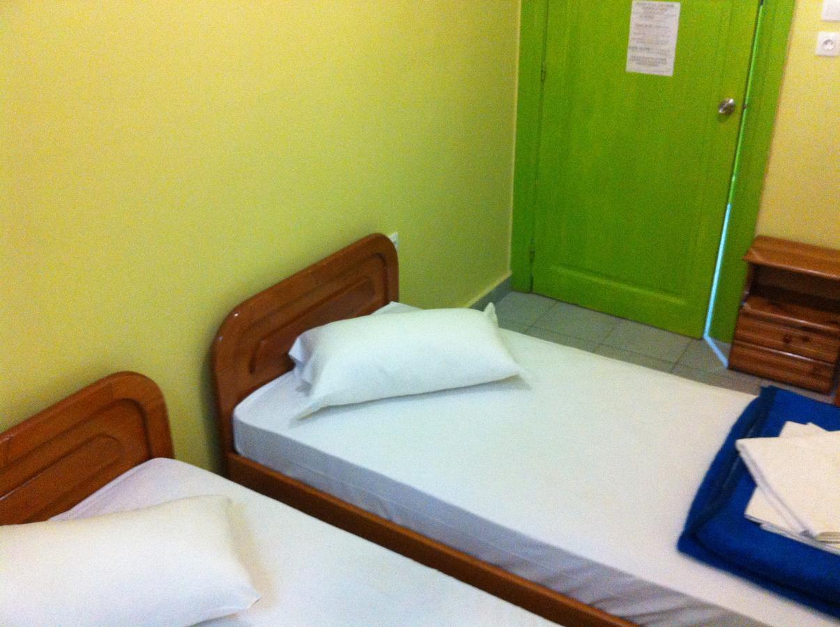 Zeus Hostel Athena Bagian luar foto