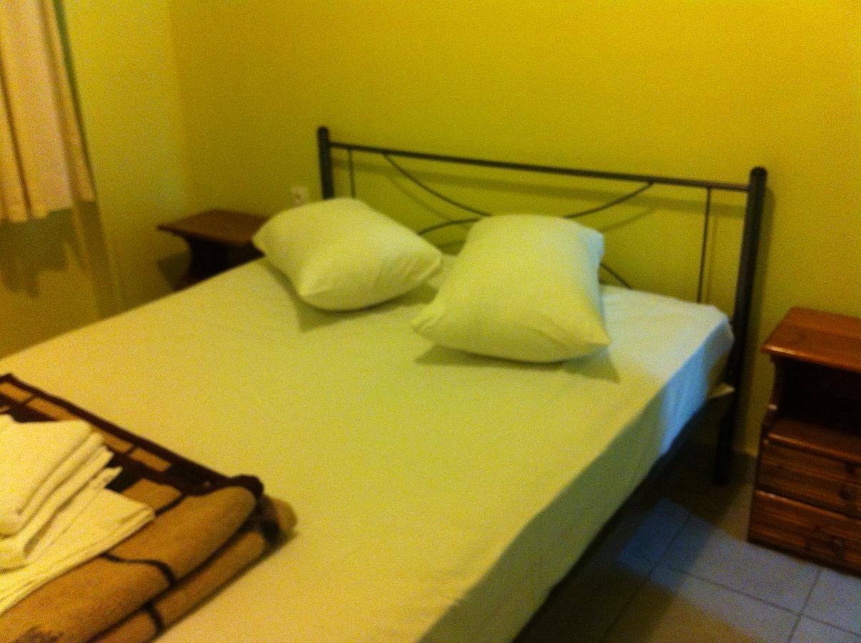 Zeus Hostel Athena Bagian luar foto