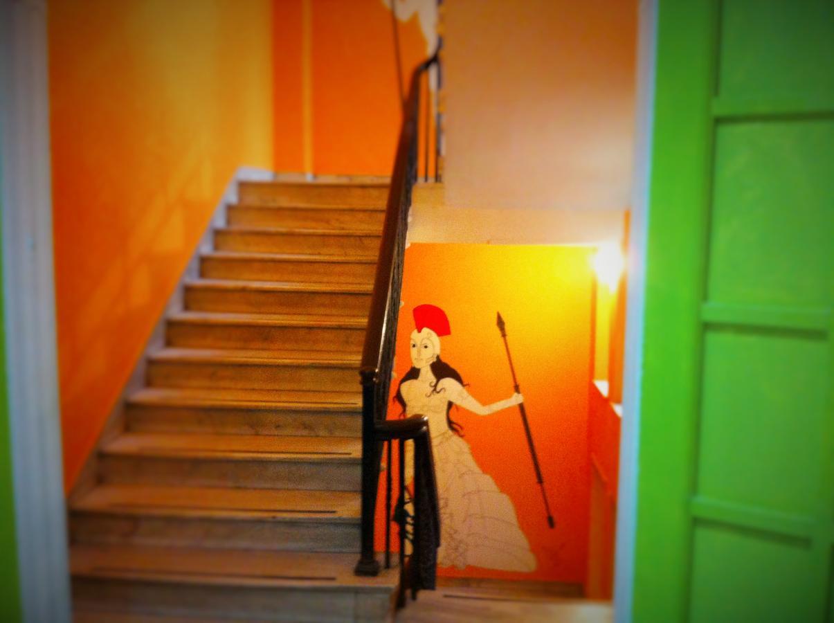 Zeus Hostel Athena Bagian luar foto